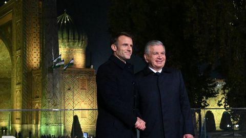 O&lsquo;zbekiston va Fransiya prezidentlari tungi Samarqand bo&lsquo;ylab sayr qildi