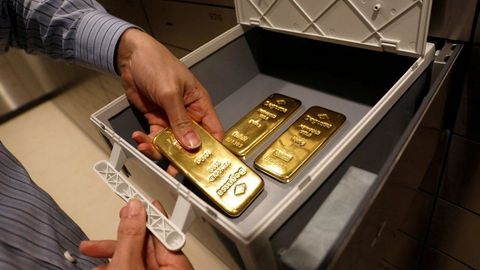 Uzbek regulator's gold-buying surge continues into Q3 2023