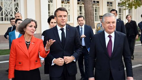 Mirziyoyev and Macron inaugurate French Alliance branch in Samarkand&nbsp;