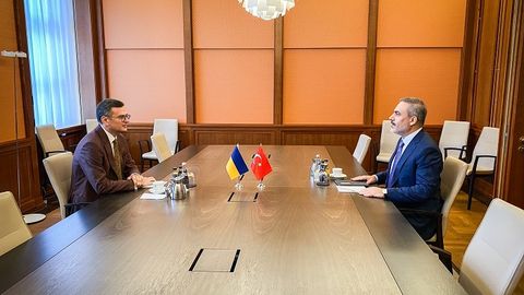 Турция и Украина обсудили экспорт украинского зерна