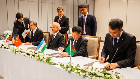 ECO countries announce 'Asia-Europe' transport corridor for trade boost&nbsp;