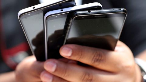 Official phone imports in Uzbekistan soar by 18% in 2023