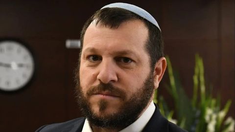 Isroillik vazir G&lsquo;azoga atom bombasi tashlashni taklif qildi