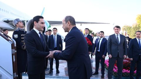 Turkmaniston prezidenti Serdar Berdimuhamedov ham Toshkentga keldi