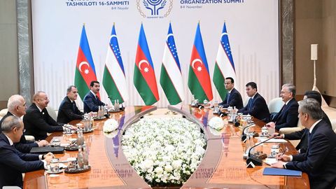 Шавкат Мирзиёев ва Илҳом Алиев Ўзбекистон—Озарбайжон муносабатларини янада мустаҳкамлаш масалаларини кўриб чиқди