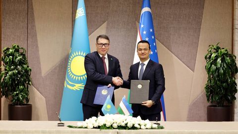 Uzbekistan and Kazakhstan sign pivotal agreement at ECO Summit for 'Central Asia' industrial cooperation&nbsp;