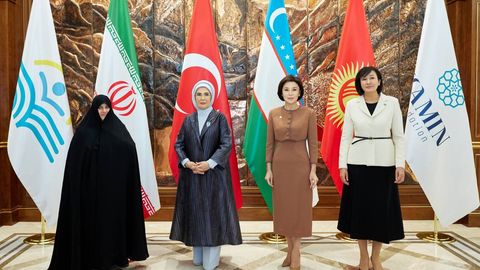 Первые леди Узбекистана, Турции, Ирана и Кыргызстана приняли участие в международном форуме в Ташкенте (фото)