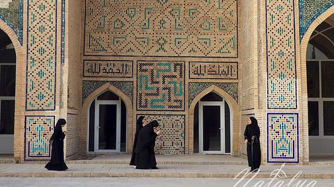 Бухородаги &ldquo;Масжиди Калон&rdquo;га пластик ва алюмин ромлар ўрнатилганига муносабат билдирилди