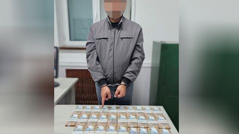 Toshkent viloyatida 250 mln so&lsquo;mdan ortiq qalbaki kupyuralarni muomalaga kiritmoqchi bo&lsquo;lgan shaxs ushlandi