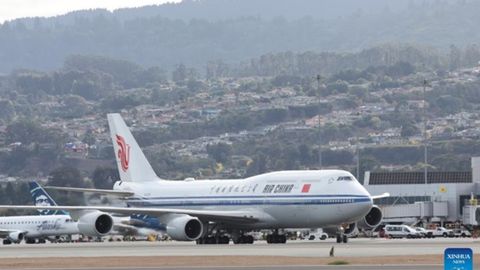 Xitoy rahbari Si Szinpin AQSHga yetib keldi (video)