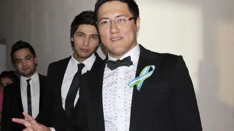 Jasur Rafiqovsiz bir yil: Savodsiz shifokorlar sabab ahvoli og&lsquo;irlashgan va umri ibodatda yakunlangan xonandani xotirlaymiz&nbsp;