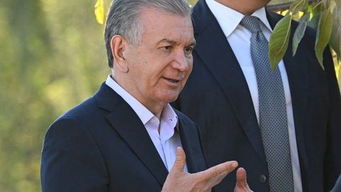 President Mirziyoyev transforms Sebzor: advances in agriculture and healthcare for 7,600 residents