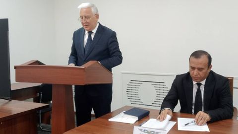 Қашқадарёда суд қарорларининг 60 фоиздан кўпи ижро қилинмагани ижро органларининг лоқайдлиги билан изоҳланганди. Масъуллар буни рад этмоқда&nbsp;