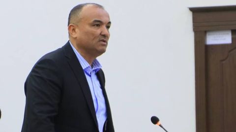 “Бу мени хатом, минг марта узр сўрайман” — Андижонда вилоят ҳокимлиги ноқонуний уй қурилишига рухсат берилгани учун аҳолидан узр сўради