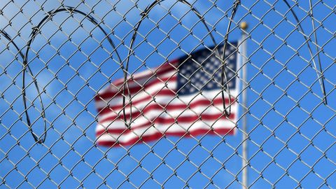 АҚШ&mdash;Мексика чегараси орқали Америкага киришга уринаётган Ўзбекистон фуқароларига огоҳлантириш эълон қилинди