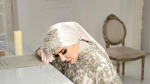 &ldquo;Bu savol ayol kishining dilini og&lsquo;ritadi&rdquo;. Manzura yolg&lsquo;izlikdan zerikkani, yosh ko&lsquo;rinishi sababi va nogiron jonivorni parvarishlashi haqida&nbsp;