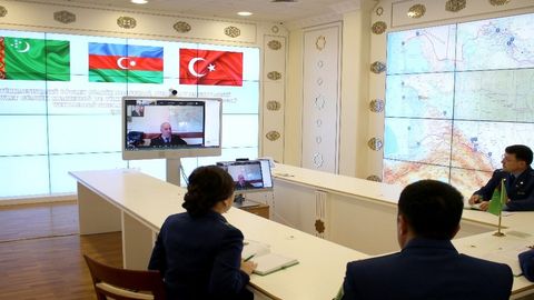 Гостаможня Туркменистана расширяет партнерство с Азербайджаном и Турцией 