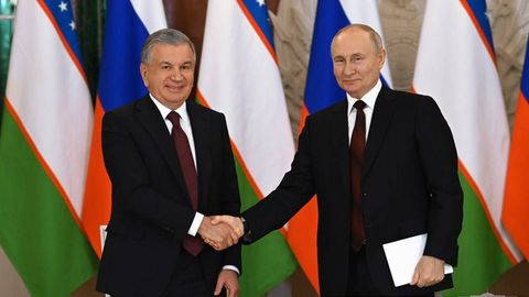 Шавкат Мирзиёев Владимир Путин билан телефон орқали мулоқот қилди