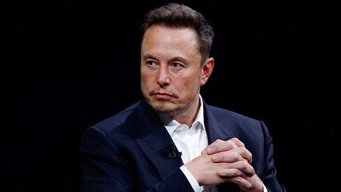 Маск 2024 йилги сайловда Байденга овоз бермаслигини айтди