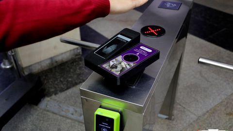 Toshkent metrosida kaftni skanerlash orqali to&lsquo;lov qilish tizimi ishga tushirildi