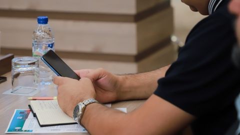 Toshkentda ayolning suratlariga ishlov berib, uni ijtimoiy tarmoqlarda tarqatgan 17 yoshli yigit qo&lsquo;lga olindi