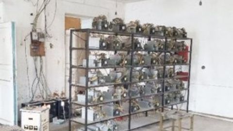 В Андижане выявлена очередная незаконная майнинговая ферма