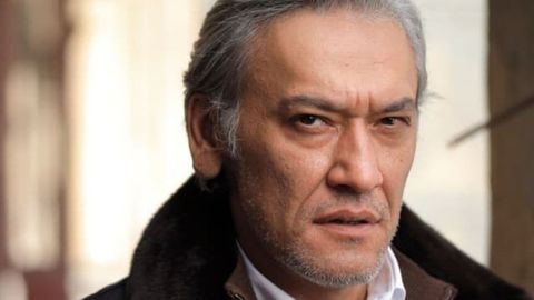 &ldquo;Sotqin&rdquo;ga kastingdan o&lsquo;tmagandim, turmaga olib borishdi &mdash; Javohir Zokirov rol ishonarli chiqishi uchun haqiqiy kallakesar bilan suhbatda bo&lsquo;lgani haqida gapirdi&nbsp;