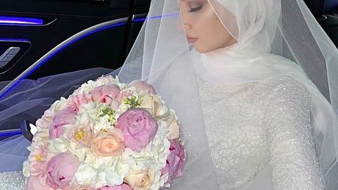 &ldquo;Ozodbekka rahmat, yoshgina qizini Yorqinxo&lsquo;jaga ishondi&rdquo;. Zohida Umarova 31 yoshli o&lsquo;g&lsquo;liga madaniyat vazirining 17 yoshli qizini kelin qilgani haqida