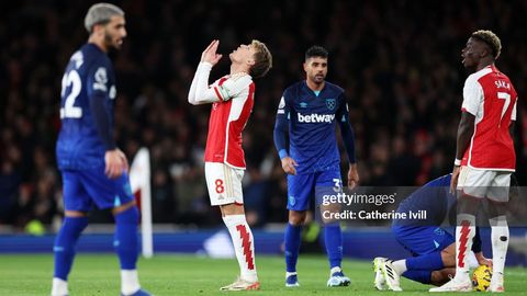 APL. &ldquo;Arsenal&rdquo; &ldquo;Vest Hem&rdquo;ga mag&lsquo;lub bo&lsquo;ldi va 2-o&lsquo;ringa tushdi, &ldquo;Brayton&rdquo; esa 6 ta gol urilgan o&lsquo;yinda &ldquo;Tottenhem&rdquo;dan ustun keldi&nbsp;