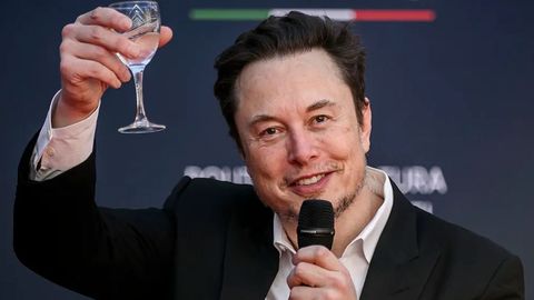 Total wealth of world's 500 richest people surges by $1.5 trillion in 2023
