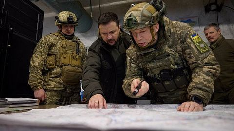 Зеленский Украинанинг 2024 йилдаги асосий ҳарбий мақсадини айтди
