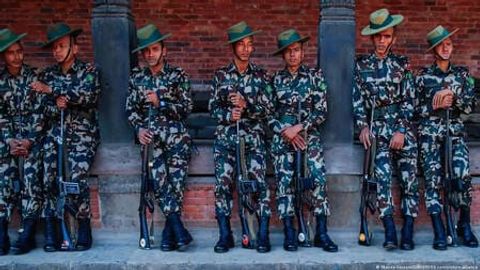 Nepal o&lsquo;z fuqarolariga Rossiya va Ukrainada ishlashga ruxsat bermayapti