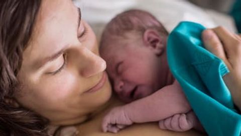 Birth rate in Uzbekistan drops by 2.8% in 2023, totalling 968,100 children