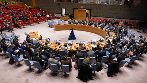 UN resolution (11-4) condemns Houthi attacks, implicitly targets Iran as weapons supplier&nbsp;