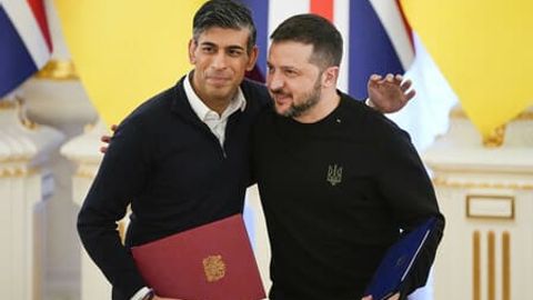 Британия стала первой страной из G7, которая подписала с Украиной договор о гарантиях безопасности