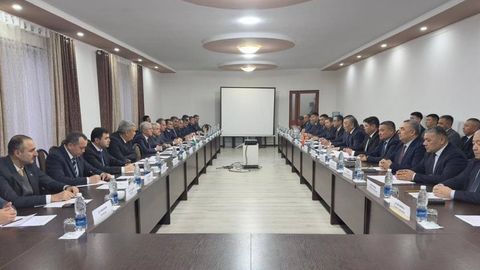 Қирғизистон ва Тожикистон 38,35 км узунликдаги давлат чегарасини келишиб олди