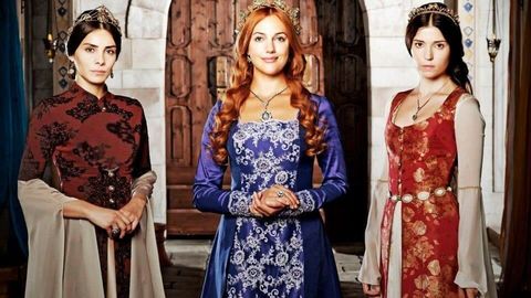 &ldquo;Муҳташам юз йил&rdquo; сериали актёрларидан қайси бири Усмонлилар сулоласининг ҳақиқий авлоди? (фото)