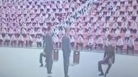 Shimoliy Koreyada o&lsquo;smirlar Janubiy Koreya filmini tomosha qilgani uchun 12 yillik og&lsquo;ir mehnatga mahkum etildi