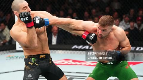 UFC 297. Drikus dyu Plessi Shon Striklendni mag‘lub etib, o‘rta vazn toifasida chempionga aylandi 