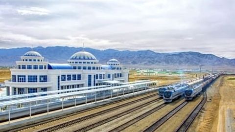 Turkmenistan is prioritising developing transport corridors involving Uzbekistan
