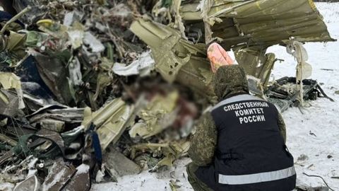 “Украина ундай деяпти, Россия бундай”. Оқ уй Ил-76 ҳалокати сабаблари ҳақида етарлича маълумоти йўқлигини хабар қилди