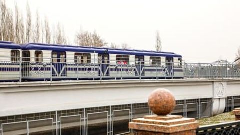 Toshkentda rahbar xodimlar ish joyiga jamoat transportida kelishi yo&lsquo;lga qo&lsquo;yiladi