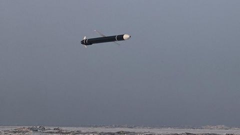 Shimoliy Koreya yadro qurolini olib yurishga qodir qanotli raketani sinovdan o&lsquo;tkazganini ma&rsquo;lum qildi