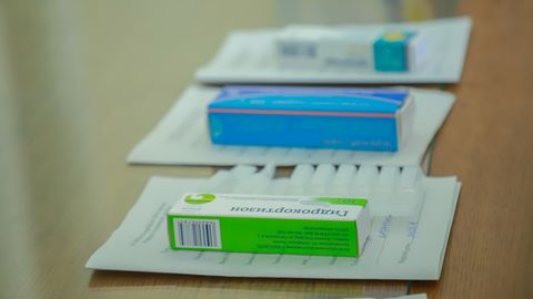 &ldquo;Tasdiqlangan dorilar ro&lsquo;yxati davolash standartlaridagi taqdim etilgan dori vositalariga mos kelmaydi&rdquo; &mdash; Senat