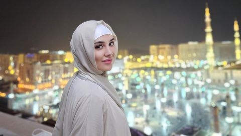 &ldquo;Bunday go&lsquo;zal baxtni kutmagan edim&rdquo; &mdash; Makka shahriga kelin bo&lsquo;lgan Sug&lsquo;diyona Azimova bilan suhbat (foto)
