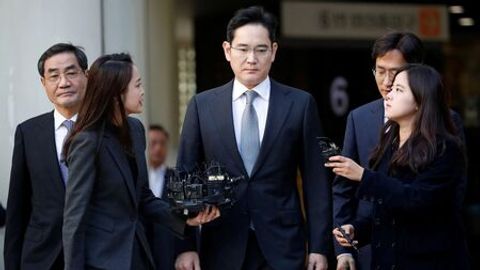 Samsung kompaniyasi rahbari 5 yilga qamalishi mumkin