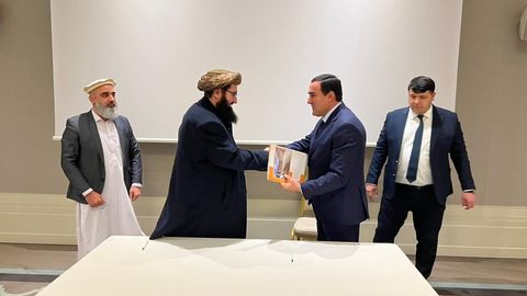 Taliban clears $627mn electricity debt with neighboring countries