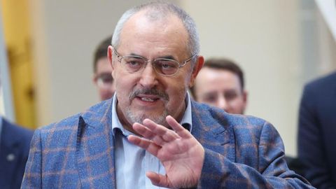 Russia bans anti-war candidate from presidential elections