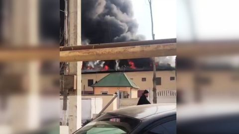 Andijondagi uyda yuz bergan yong&lsquo;in 7 ta yong&lsquo;in-qutqaruv ekipaji yordamida o&lsquo;chirildi