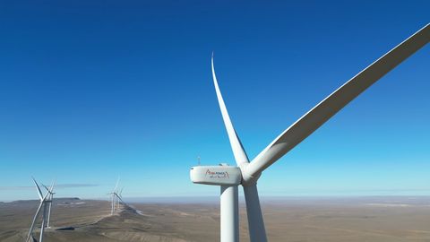 Бухоро вилоятида қурилаётган 2 та шамол электр станцияси дастлабки қуввати қачон ишга туширилиши маълум қилинди